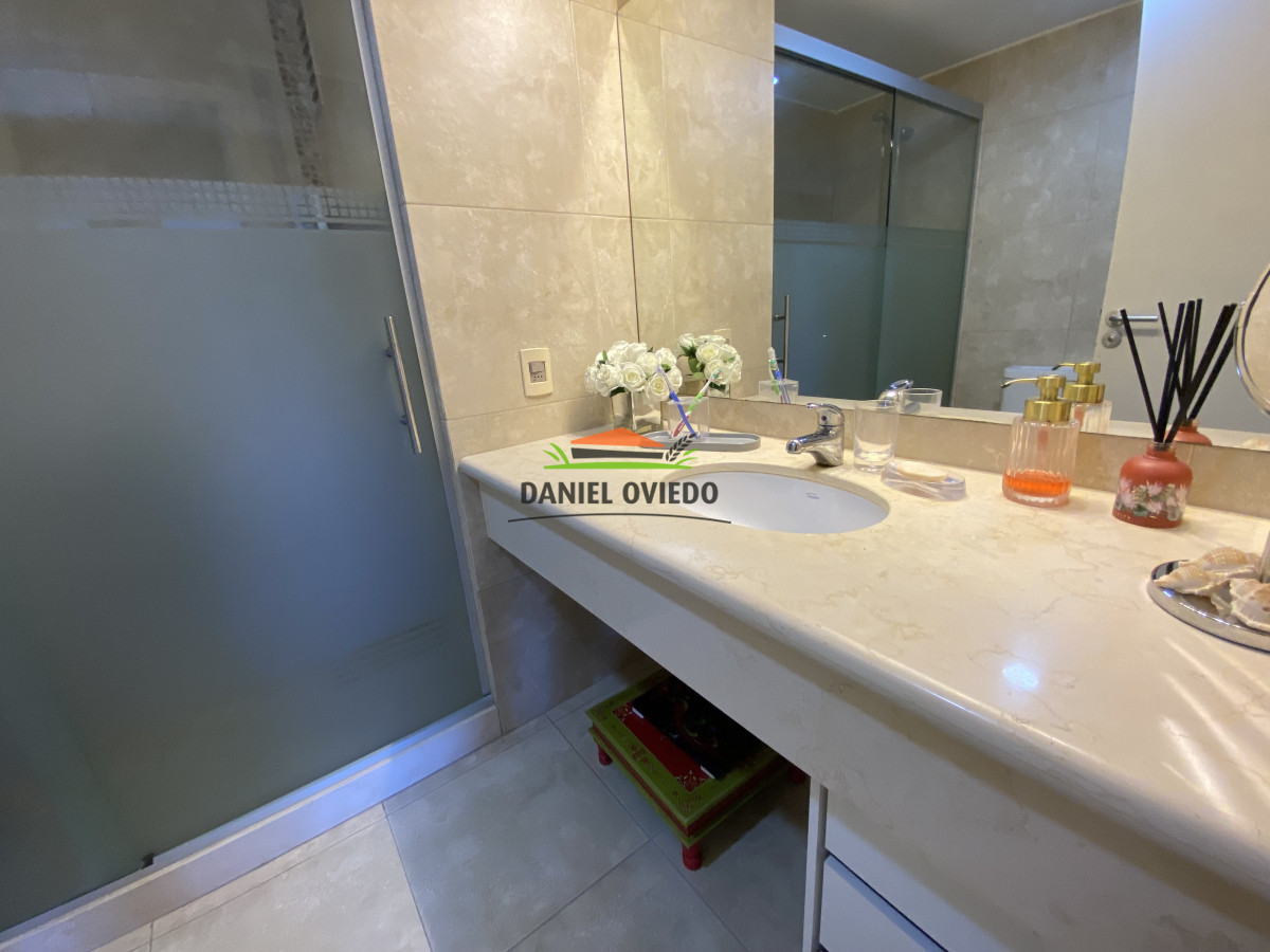 Apartamento ID.199 - Se alquila hermoso apartamento en Torre Sabato, Pocitos.