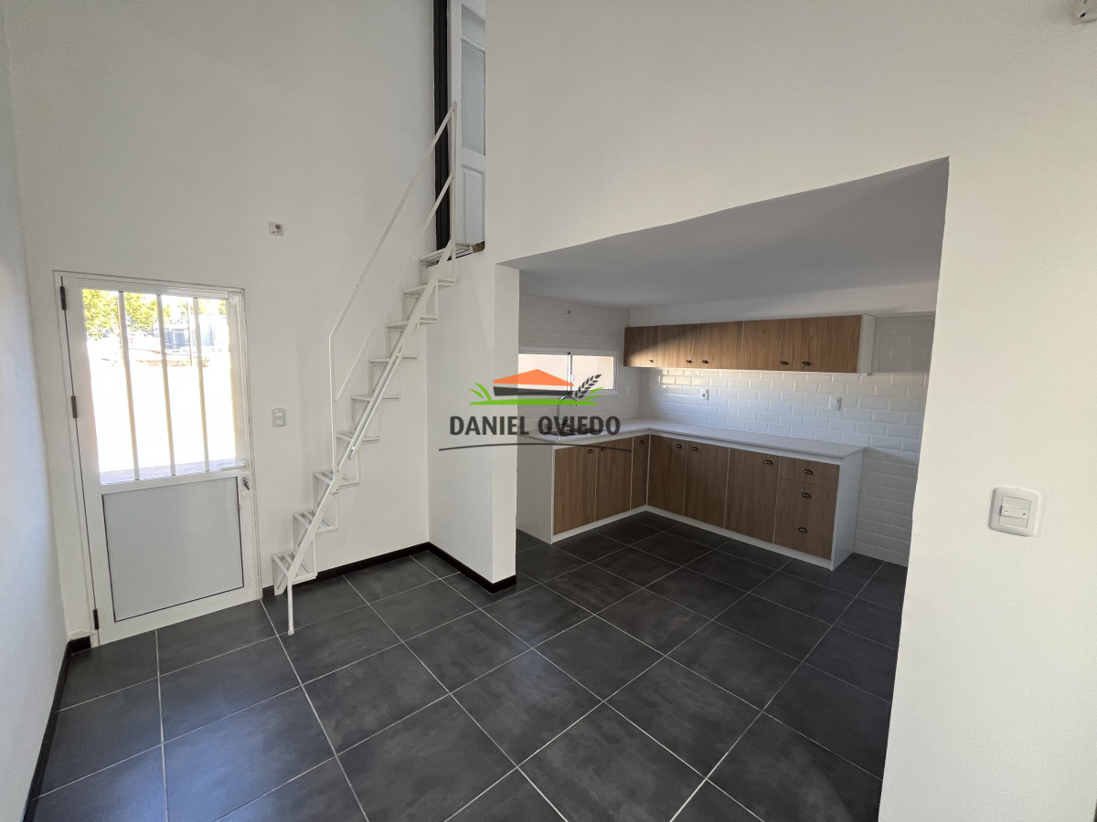 Apartamento ID.198 - Apartamento en venta de 4 dormitorios en Gral. Flores impecable estado.
