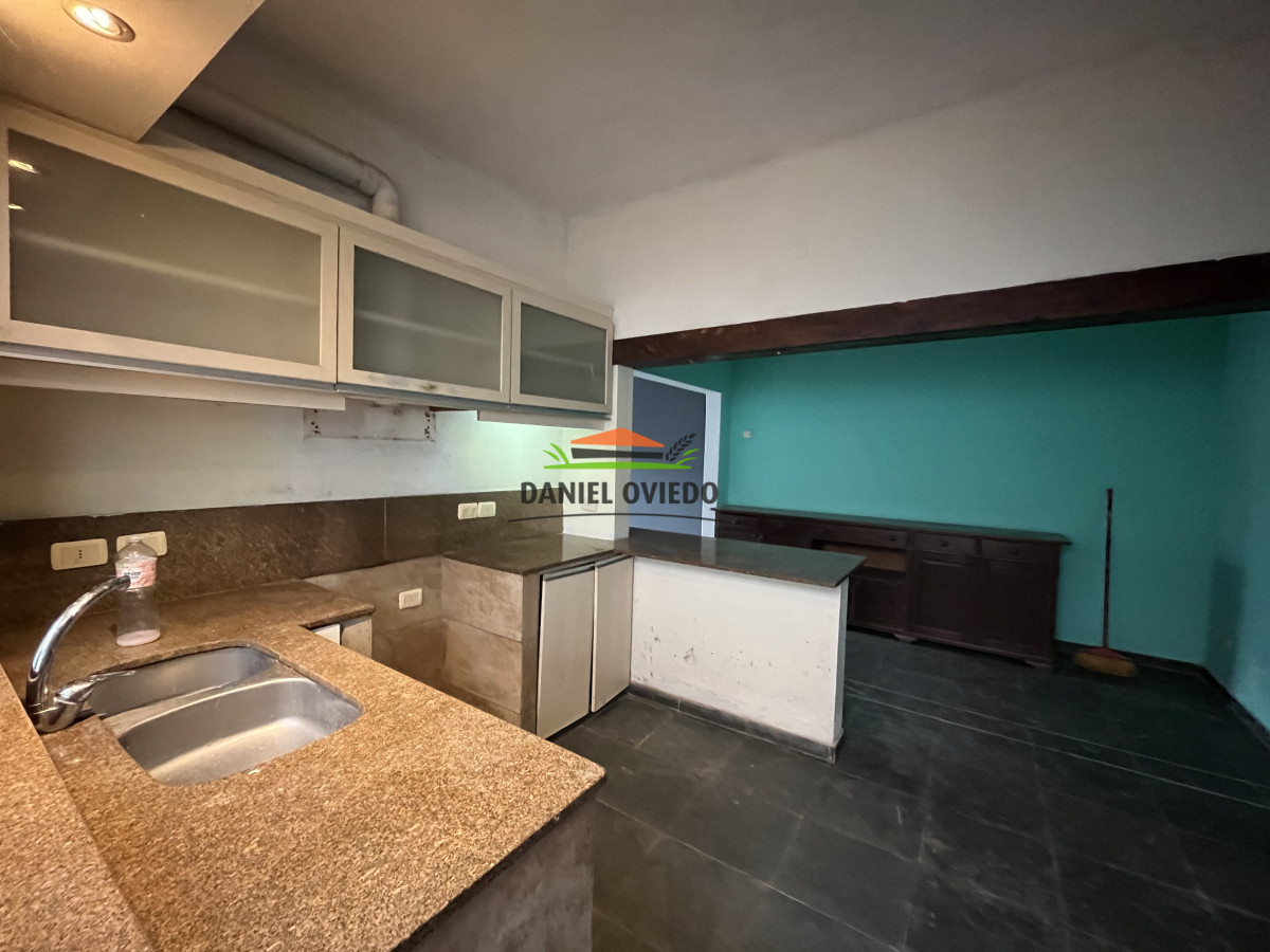Apartamento ID.12 - Amplio apto en venta en Barrio Histórico, Colonia.