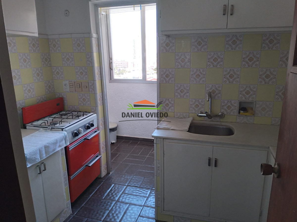Apartamento ID.236 - Apartamento en venta con vista franca al mar, parada 1 Brava.