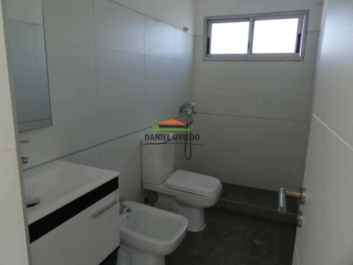 Apartamento ID.124 - Último apartamento en venta en la proa de Coast Harbour con increíble vista al río de la Plata.