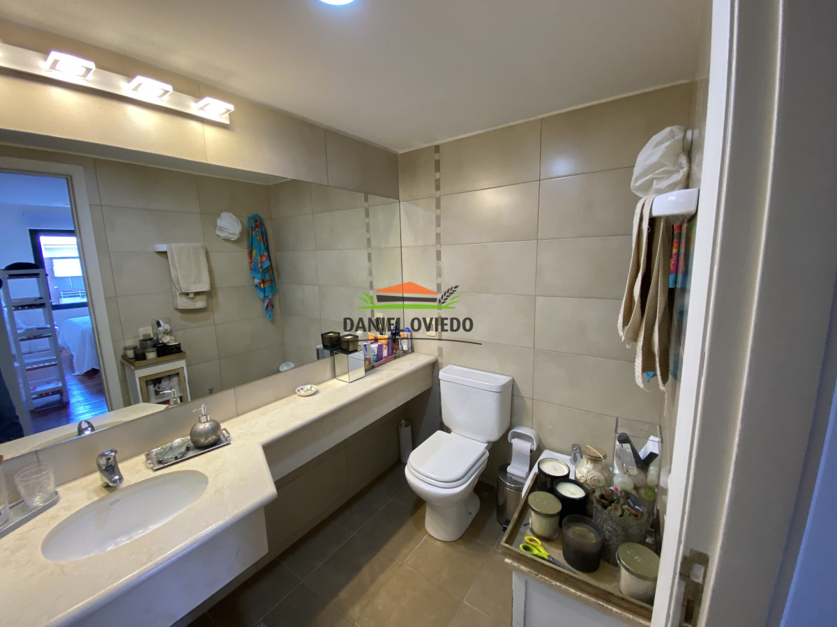Apartamento ID.199 - Se alquila hermoso apartamento en Torre Sabato, Pocitos.
