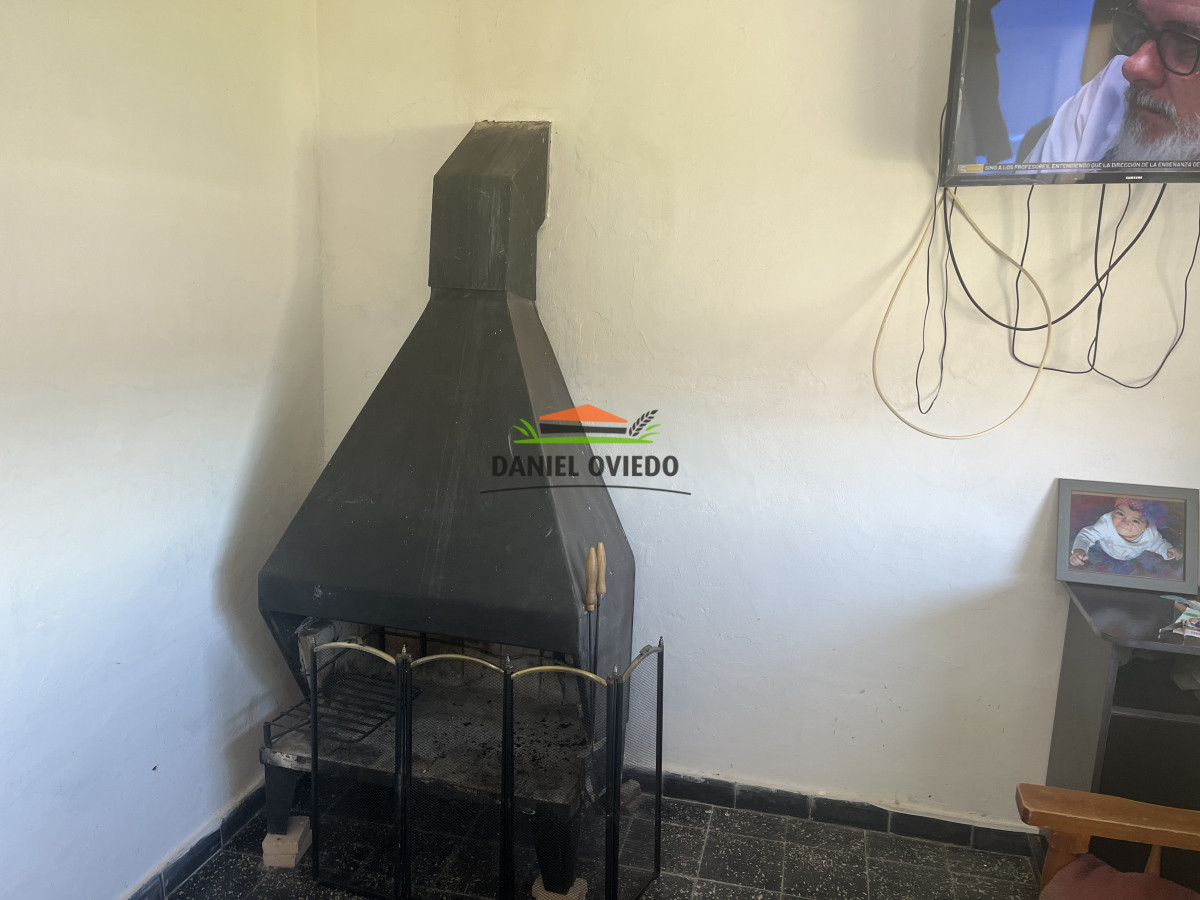 Casa ID.137 - Casa en venta en esquina con gran terreno.