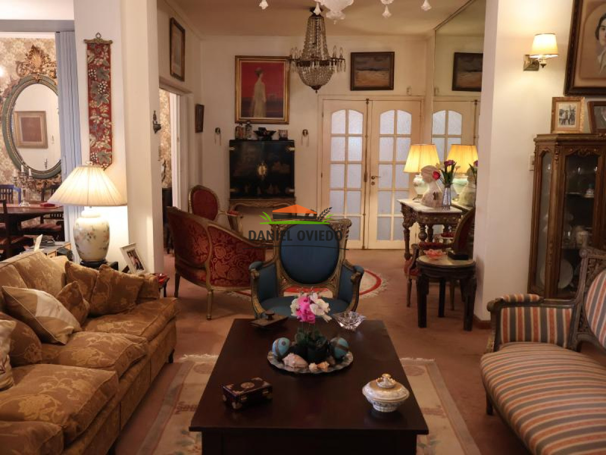 Casa ID.3 - Casa con ubicación privilegiada en Carrasco, Montevideo.