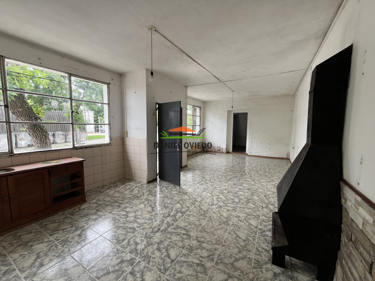 Casa ID.168 - Casa en venta a reciclar en buen estado de construcción, en Nueva Helvecia.