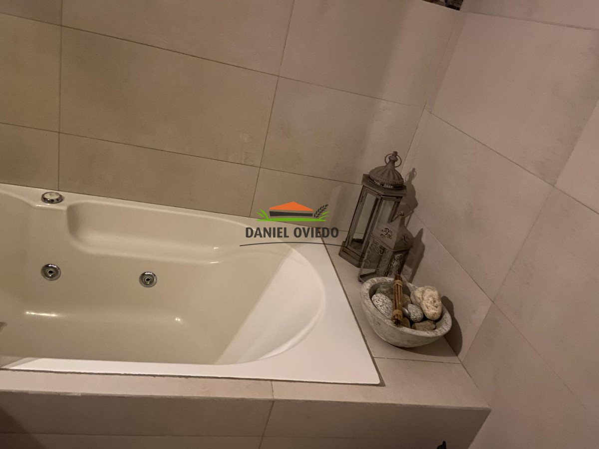 Casa ID.188 - Excepcional propiedad en venta en el centro de Carmelo.