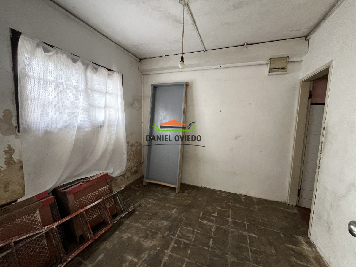 Casa ID.168 - Casa en venta a reciclar en buen estado de construcción, en Nueva Helvecia.