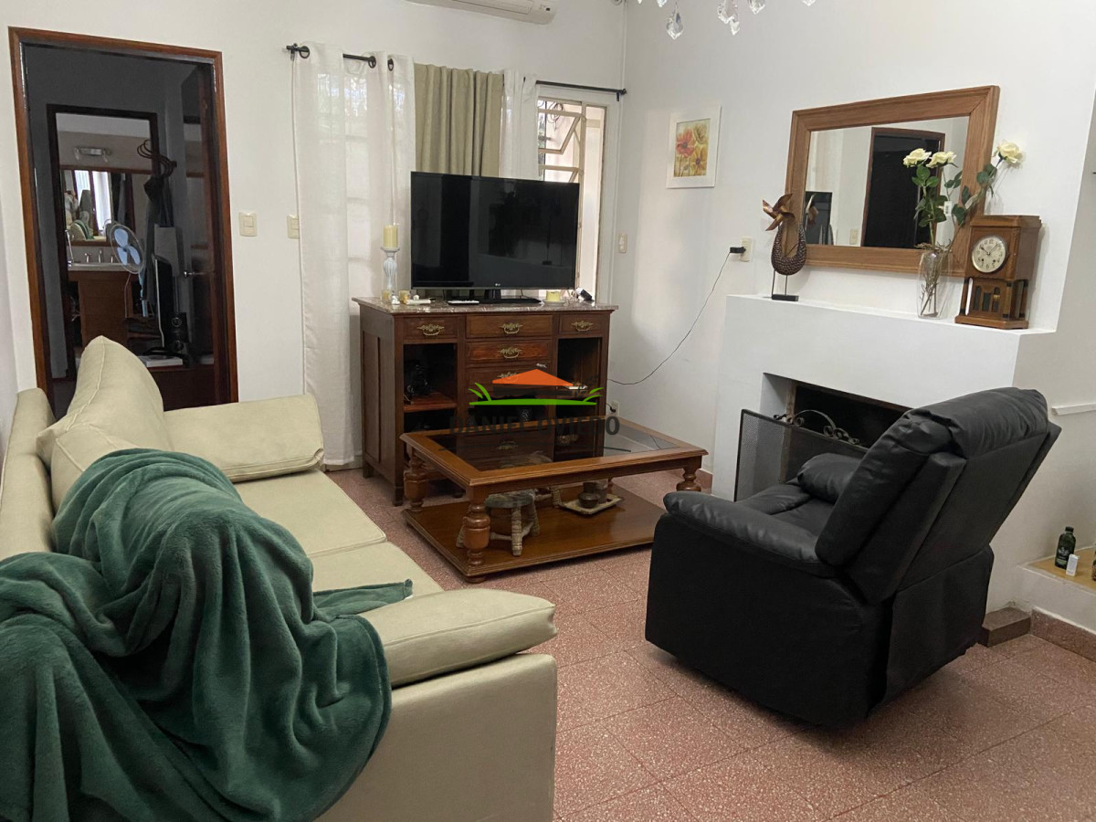 Casa ID.188 - Excepcional propiedad en venta en el centro de Carmelo.