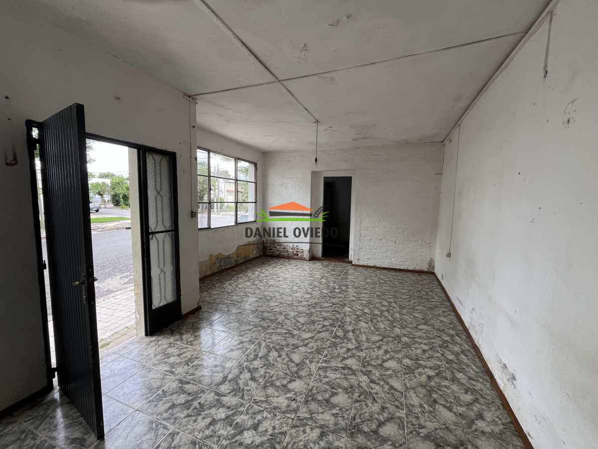 Casa ID.168 - Casa en venta a reciclar en buen estado de construcción, en Nueva Helvecia.