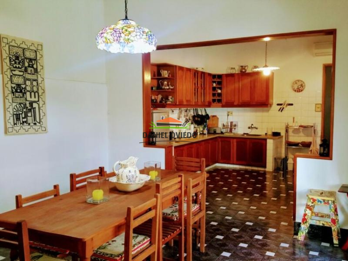 Casa ID.119 - Excelente casa estilo Colonial en venta ubicada a solo 4 cuadras del Puerto de Colonia