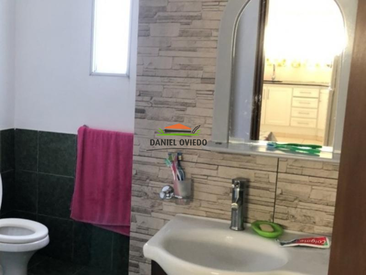 Casa ID.101 - Excelente casa en venta en calle Rincón, Tarariras.