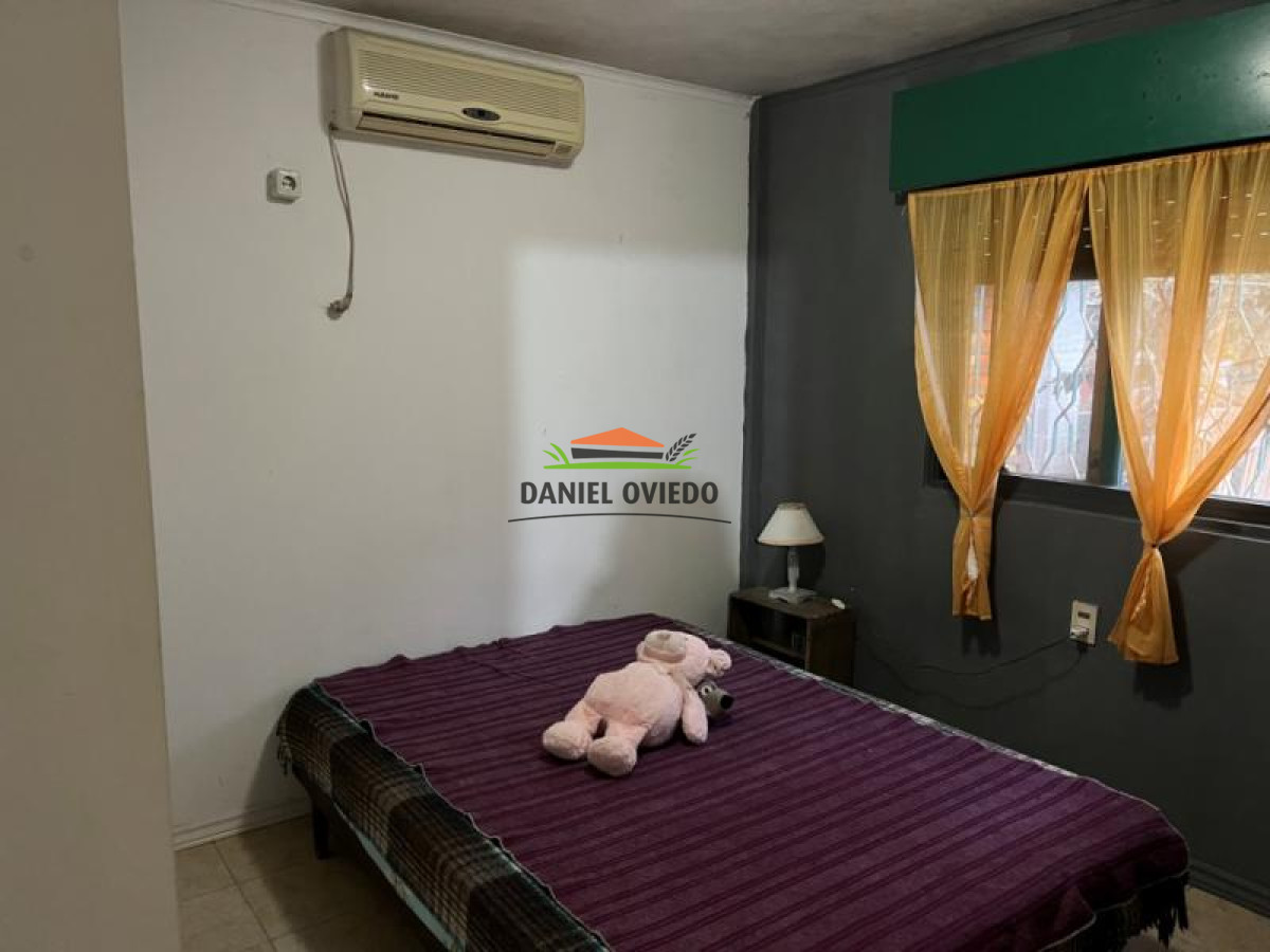 Casa ID.61 - Oportunidad Única en Santa Ana casa y local comercial en venta.