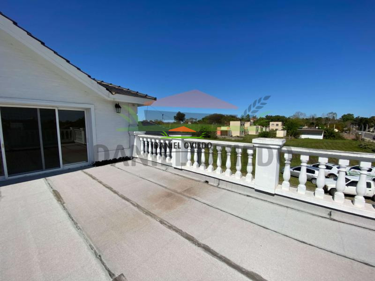 Casa ID.8 - Impresionante casa en Carmelo a la venta!!