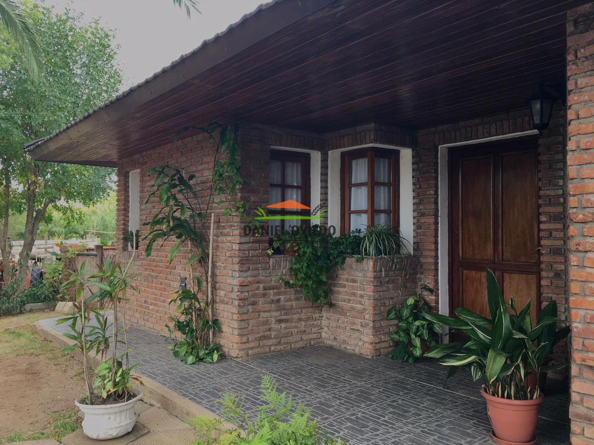 Casa ID.231/Casa-tipo-chalet-en-venta-a-metros-de-Av.-Rodó. - Casa tipo chalet en venta a metros de Av. Rodó.