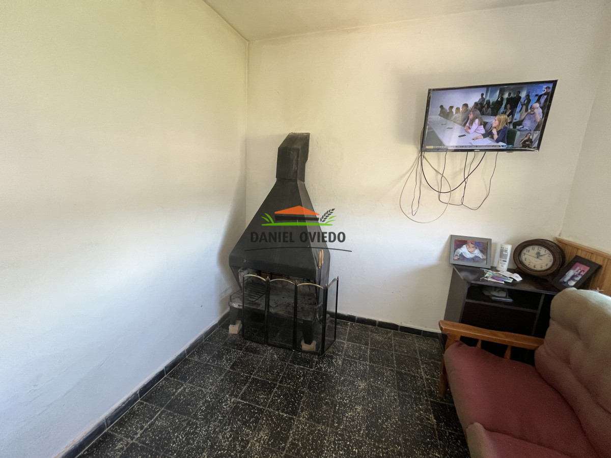Casa ID.137 - Casa en venta en esquina con gran terreno.