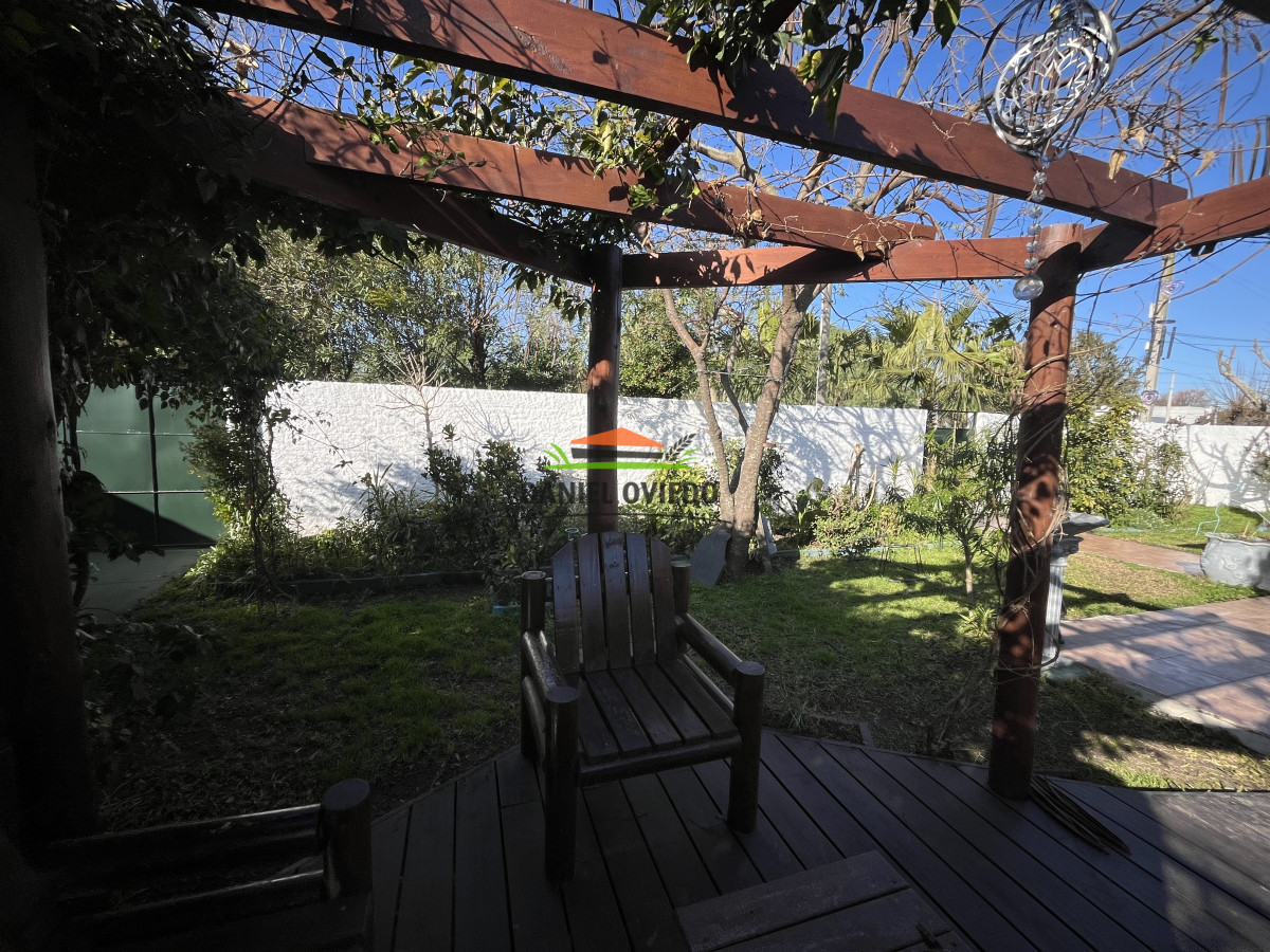 Casa ID.237/Casa-en-venta-en-Juan-Lacaze-con-gran-terreno. - Casa en venta en Juan Lacaze con gran terreno.