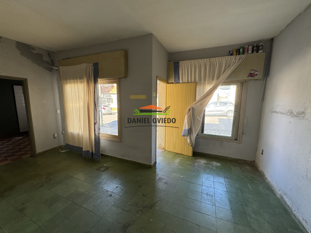 Casa ID.367/Casa-c - Casa céntrica en Nueva Helvecia, a 2 cuadras de la plaza