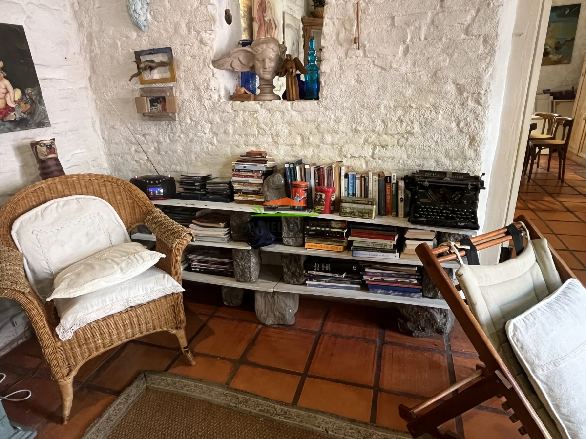 Casa ID.183/Gran-oportunidad.-Casa-en-exclusividad,-Barrio-Histórico,-Colonia. - Gran oportunidad. Casa en exclusividad, Barrio Histórico, Colonia.