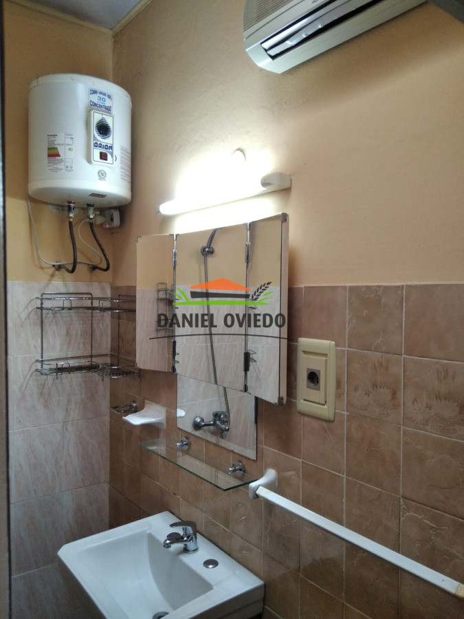 Casa ID.274/Casa-en-venta-en-calle-25-de-mayo,-Carmelo. - Casa en venta en calle 25 de mayo, Carmelo.