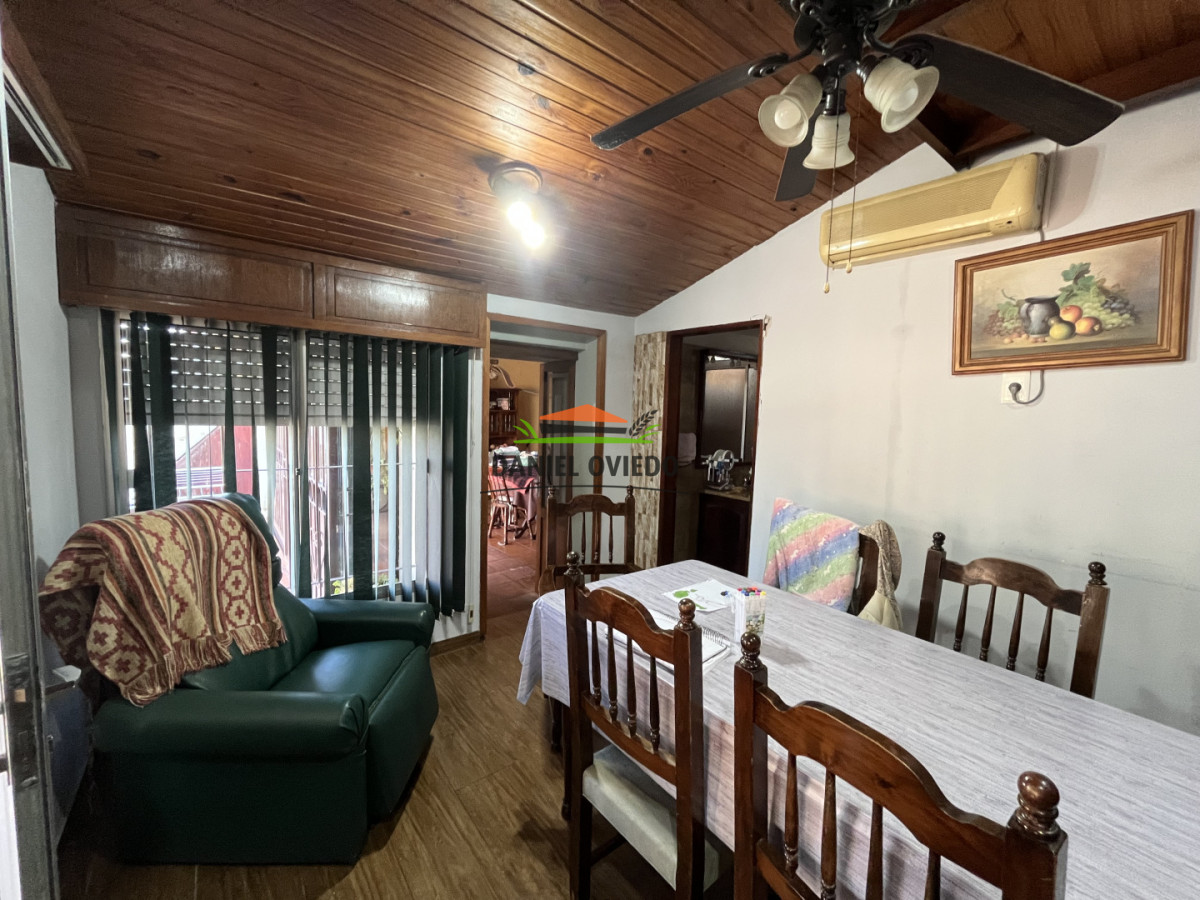 Casa ID.355/Excelente-propiedad-con-piscina,-barbacoa-y-garaje-en-Nueva-Helvecia - Excelente propiedad con piscina, barbacoa y garaje en Nueva Helvecia