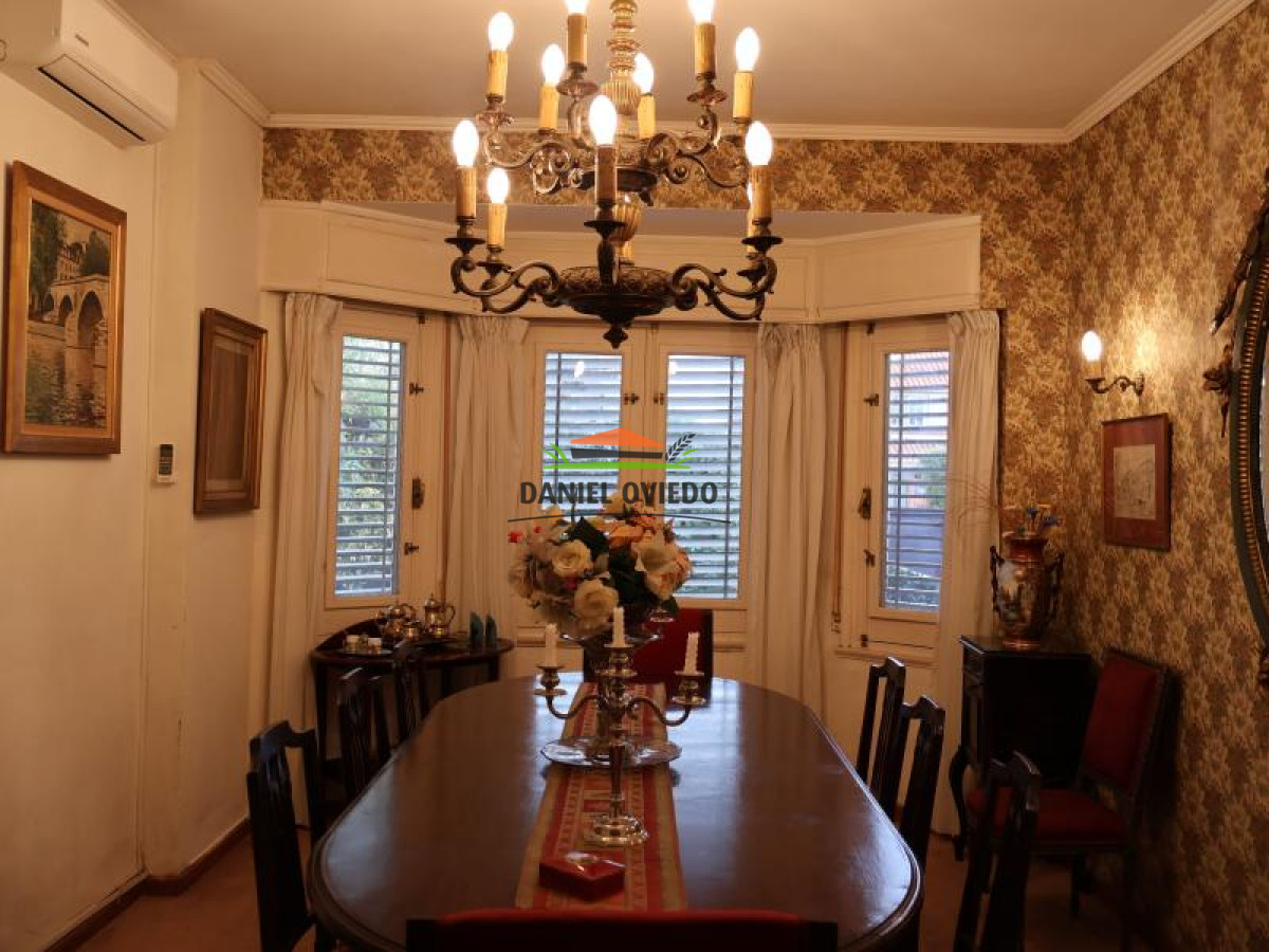 Casa ID.3 - Casa con ubicación privilegiada en Carrasco, Montevideo.