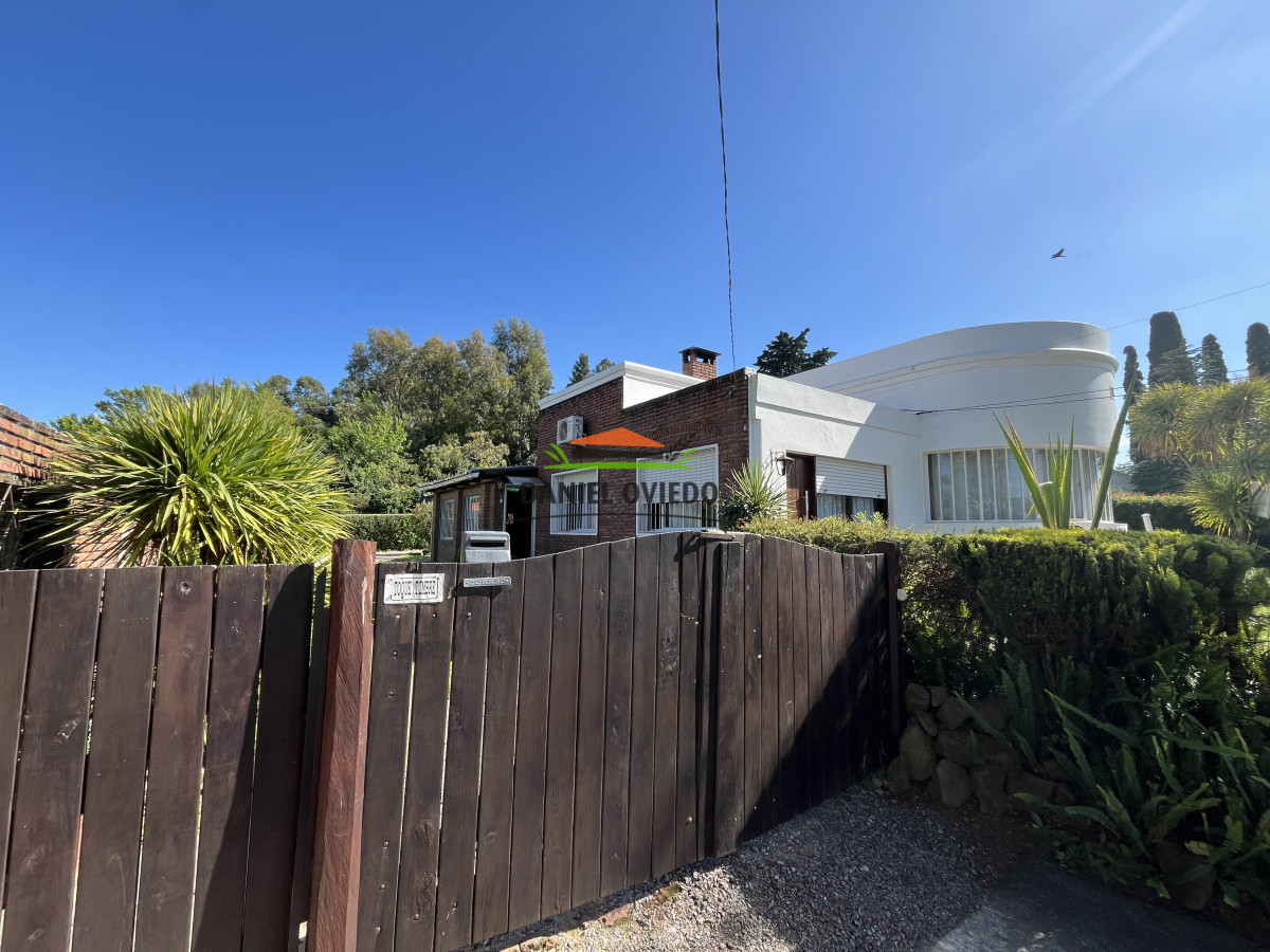 Casa ID.259/Casa-y-local-comercial-en-venta-en-Av.-Armand-Ugon,-Valdense. - Casa y local comercial en venta en Av. Armand Ugon, Valdense.