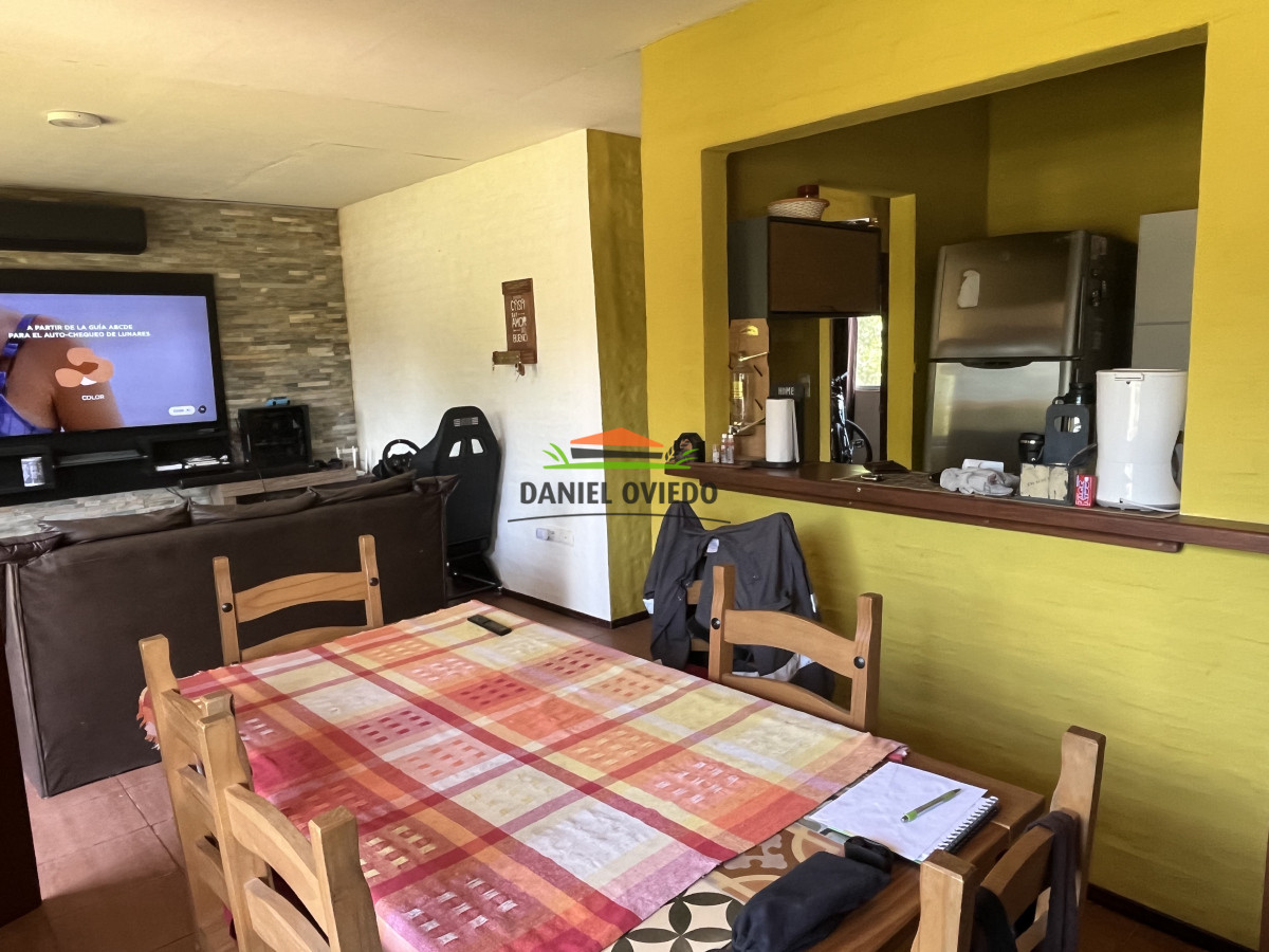 Casa ID.181 - Moderna casa en venta a 180 metros de Av. Gilomen.