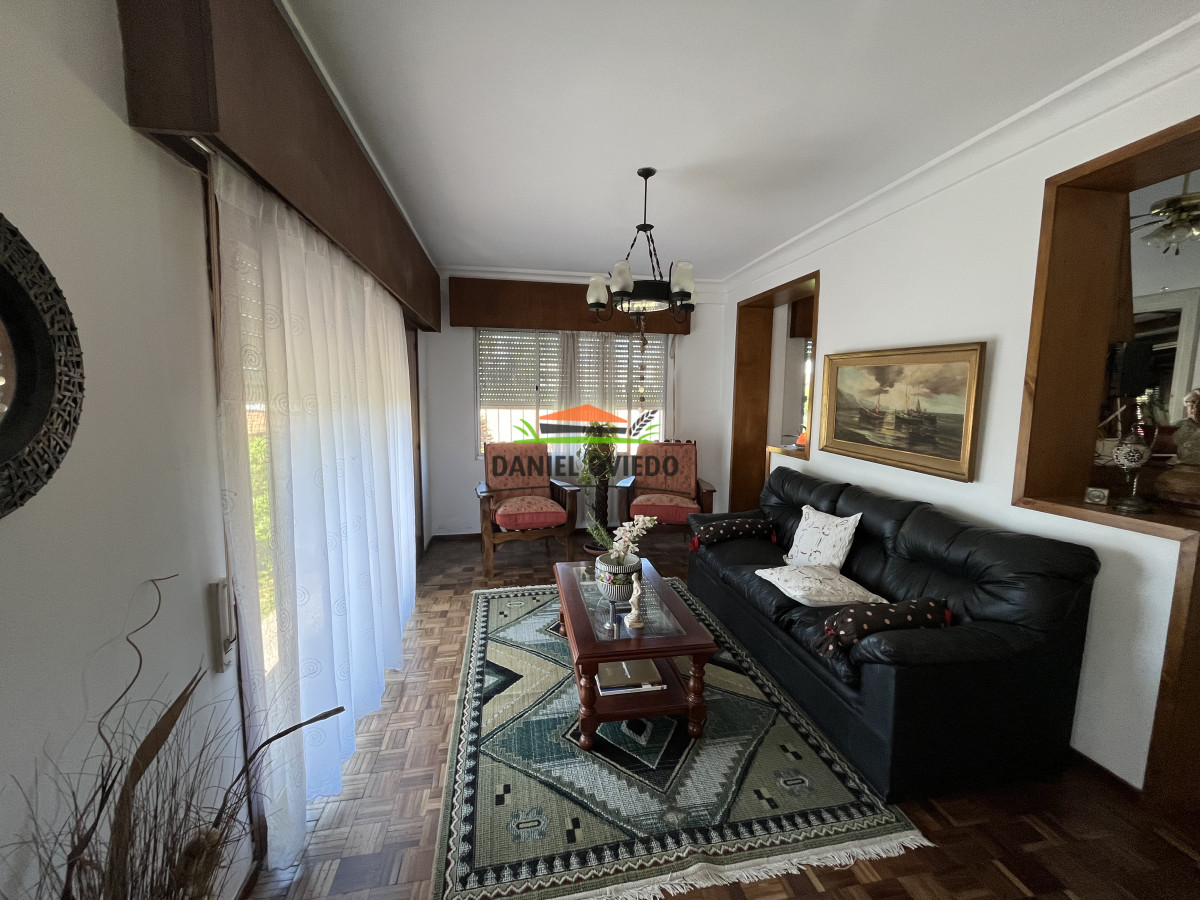 Casa ID.259/Casa-y-local-comercial-en-venta-en-Av.-Armand-Ugon,-Valdense. - Casa y local comercial en venta en Av. Armand Ugon, Valdense.