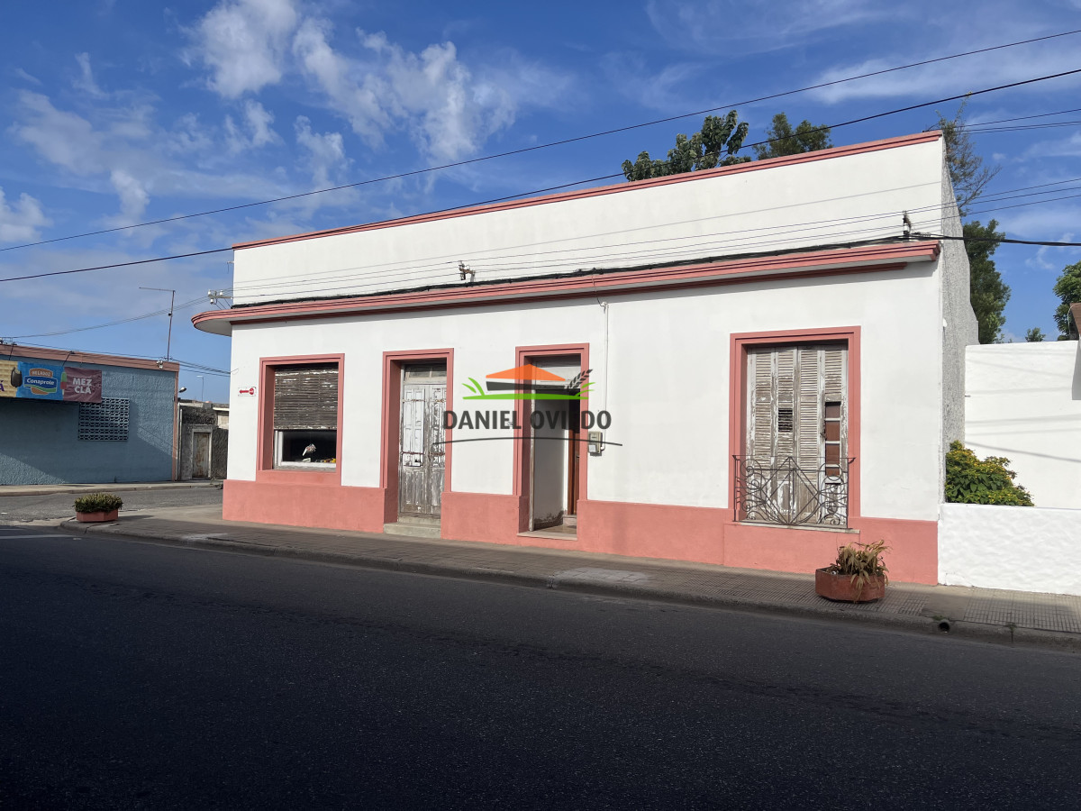 Casa ID.321/Casa-y-local-comercial-en-venta-en-calle-Zorrilla,-Carmelo. - Casa y local comercial en venta en calle Zorrilla, Carmelo.