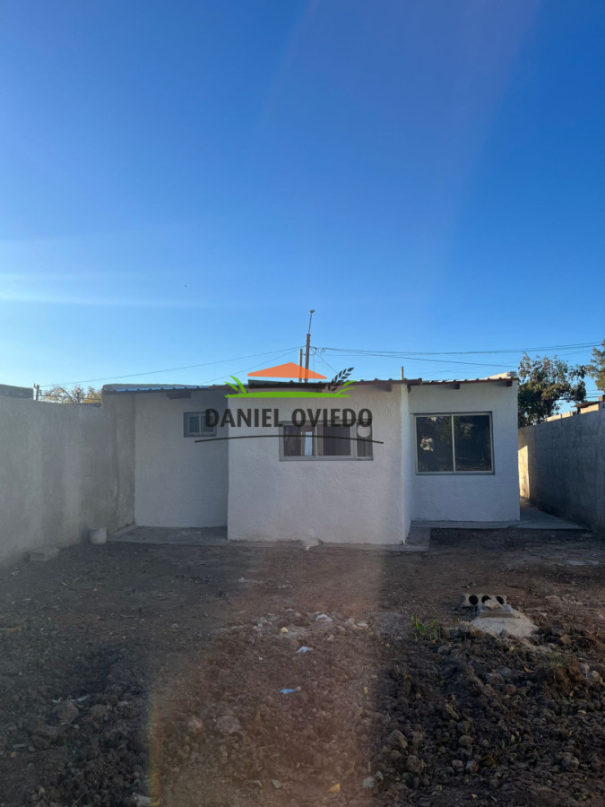 Casa ID.384/Casa-de-2-dormitorios-a-reciclada-a-nueva-en-venta-en-calle-Defensa. - Casa de 2 dormitorios a reciclada a nueva en venta en calle Defensa.