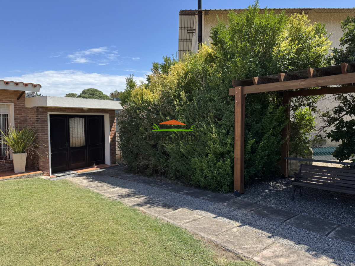 Casa ID.351/Casa-3-dormitorios-en-Nueva-Helvecia-con-piscina-y-gran-parque---Barrio-Artesano - Casa 3 dormitorios en Nueva Helvecia con piscina y gran parque - Barrio Artesano