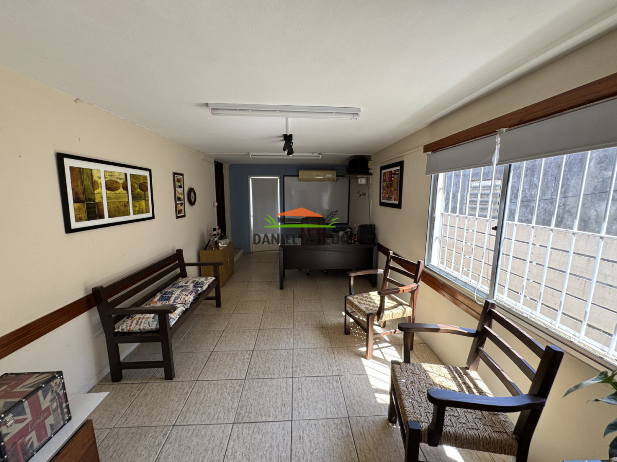 Casa ID.351/Casa-3-dormitorios-en-Nueva-Helvecia-con-piscina-y-gran-parque---Barrio-Artesano - Casa 3 dormitorios en Nueva Helvecia con piscina y gran parque - Barrio Artesano