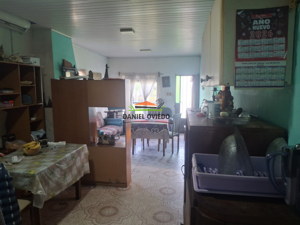Casa ID.373/Casa-PH-en-esquina-en-venta-frente-a-Plaza-Saravia. - Casa PH en esquina en venta frente a Plaza Saravia.