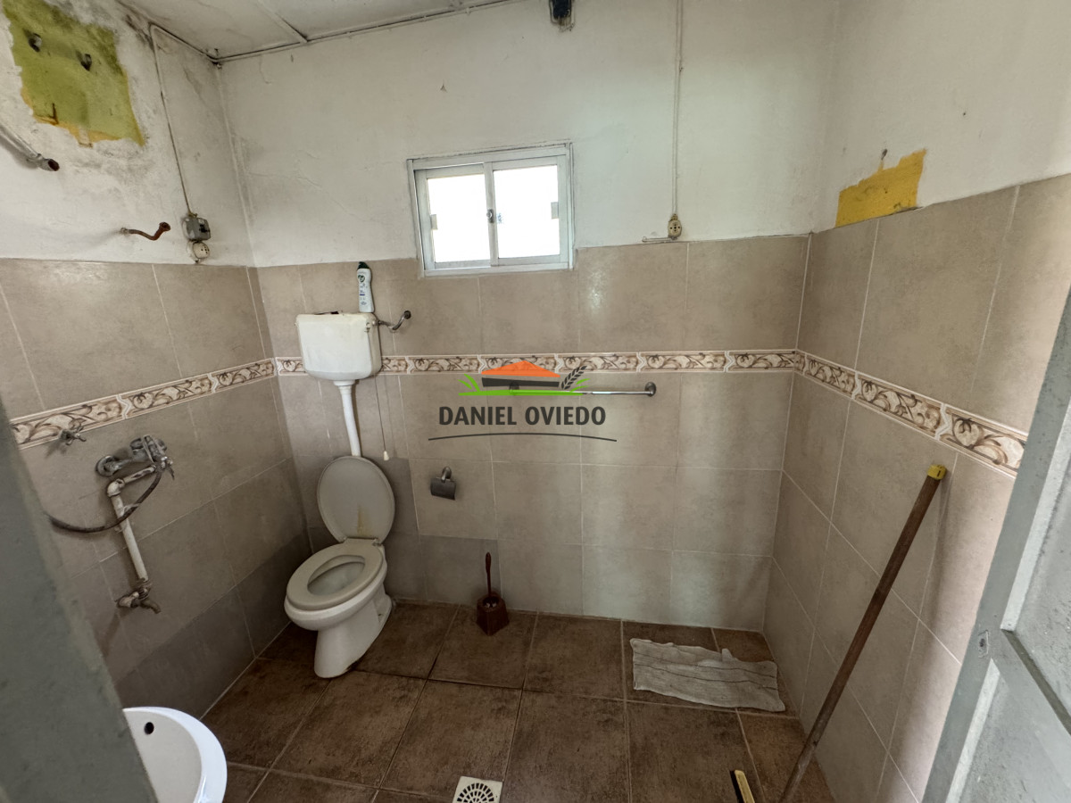 Casa ID.252/Casa-en-venta-sobre-carretera,-a-pasos-de-la-Escuela---ubicación-estratégica - Casa en venta sobre carretera, a pasos de la Escuela - ubicación estratégica