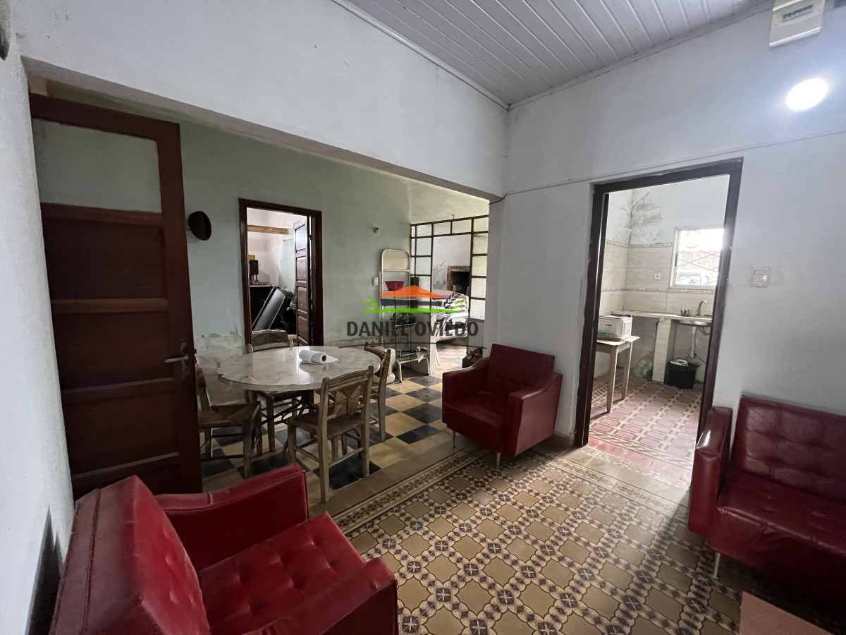 Casa ID.321/Casa-y-local-comercial-en-venta-en-calle-Zorrilla,-Carmelo. - Casa y local comercial en venta en calle Zorrilla, Carmelo.