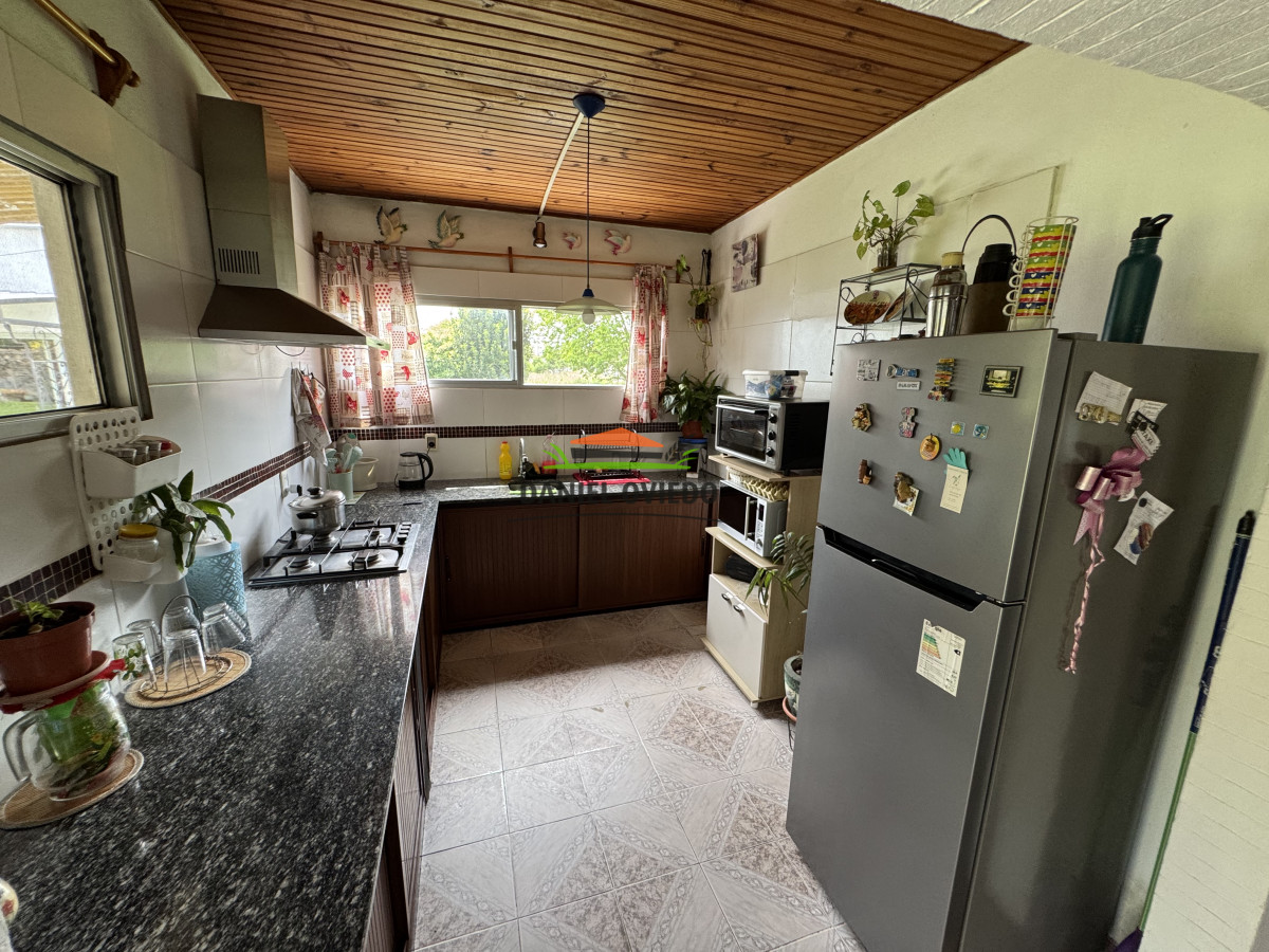 Casa ID.288/Excelente-propiedad-con-amplio-terreno,-parrilla-y-gran-espacio-exterior - Excelente propiedad con amplio terreno, parrilla y gran espacio exterior