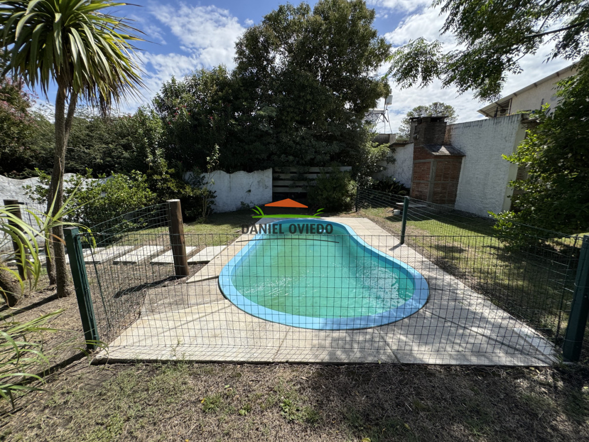 Casa ID.351/Casa-3-dormitorios-en-Nueva-Helvecia-con-piscina-y-gran-parque---Barrio-Artesano - Casa 3 dormitorios en Nueva Helvecia con piscina y gran parque - Barrio Artesano