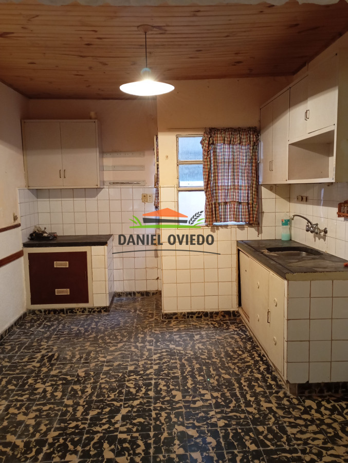 Casa ID.146 - En venta en pleno centro de la ciudad,  hermosa casa a solo 3 cuadras de plaza Independencia. 