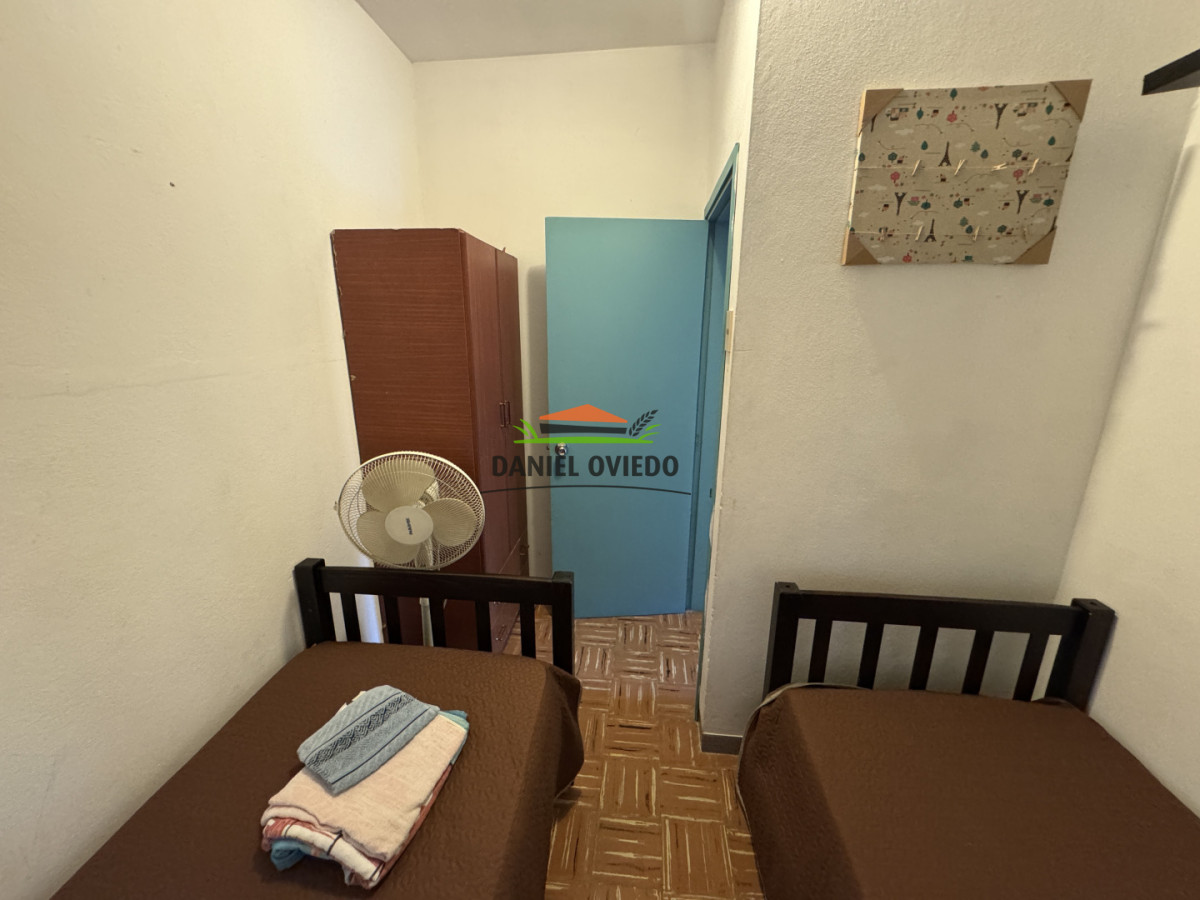 Casa ID.375/Casa-en-Balneario-Los-Pinos-a-150-m-de-la-playa- -Apartamento-independiente-y-gran-patio-con-barbacoa - Casa en Balneario Los Pinos a 150 m de la playa + Apartamento independiente y gran patio con barbacoa