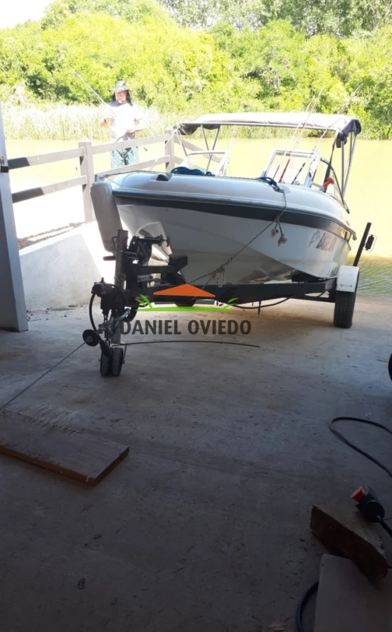 Casa ID.343/Excelente-casa-en-venta-con-piscina-y-muelle-a-arroyo-en-Boca-del-Cufr - Excelente casa en venta con piscina y muelle a arroyo en Boca del Cufré.