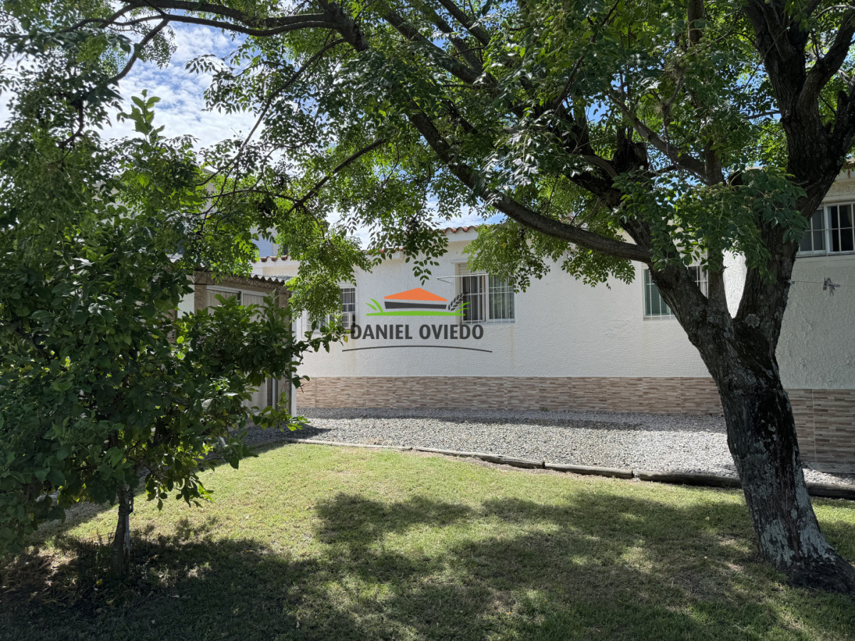 Casa ID.351/Casa-3-dormitorios-en-Nueva-Helvecia-con-piscina-y-gran-parque---Barrio-Artesano - Casa 3 dormitorios en Nueva Helvecia con piscina y gran parque - Barrio Artesano