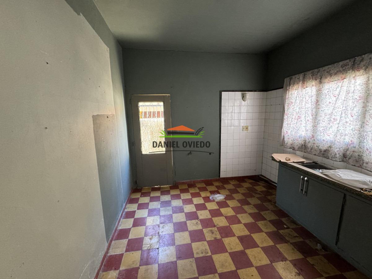 Casa ID.367/Casa-c - Casa céntrica en Nueva Helvecia, a 2 cuadras de la plaza
