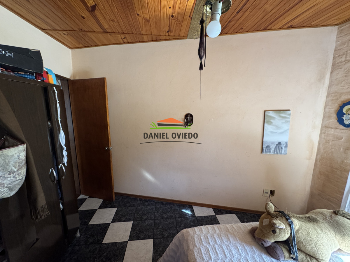Casa ID.393/Casa-de-2-plantas-a-solo-2-cuadras-de-la-playa-en-Balneario-Los-Pinos-II-|-3-dormitorios-y-amplio-terreno - Casa de 2 plantas a solo 2 cuadras de la playa en Balneario Los Pinos II | 3 dormitorios y amplio terreno