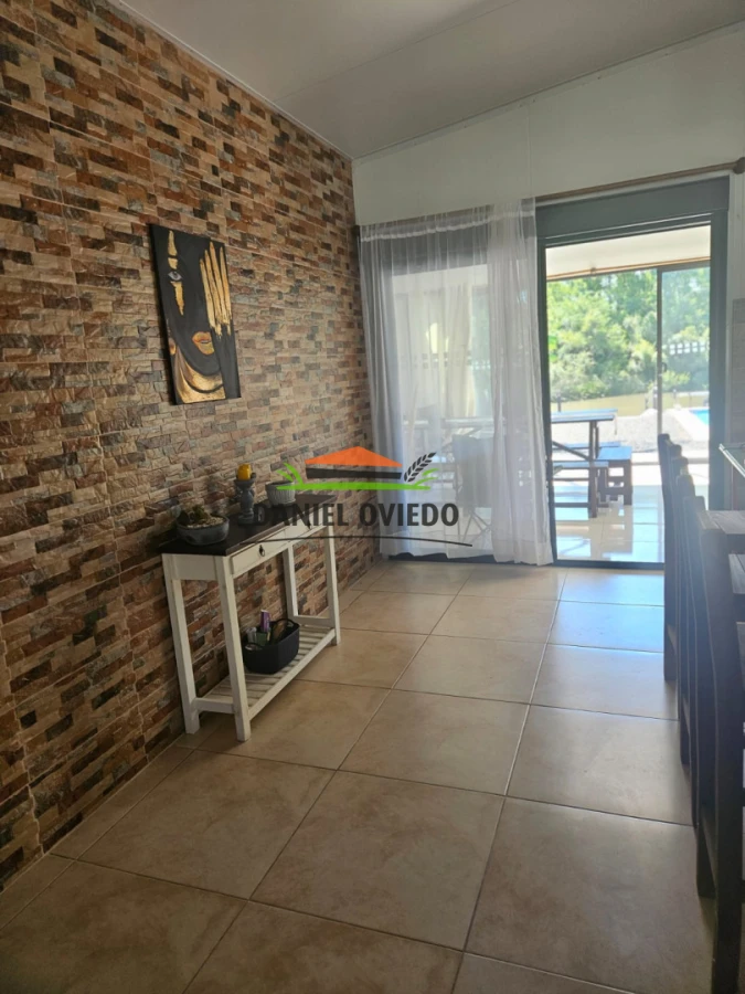 Casa ID.343/Excelente-casa-en-venta-con-piscina-y-muelle-a-arroyo-en-Boca-del-Cufr - Excelente casa en venta con piscina y muelle a arroyo en Boca del Cufré.