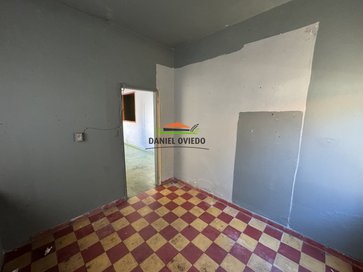 Casa ID.367/Casa-c - Casa céntrica en Nueva Helvecia, a 2 cuadras de la plaza