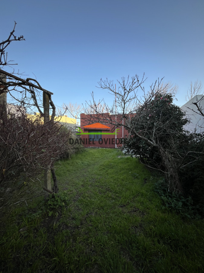 Casa ID.233/Casa-en-venta-en-calle-Rodó-enfrente-a-escuela-40. - Casa en venta en calle Rodó enfrente a escuela 40.