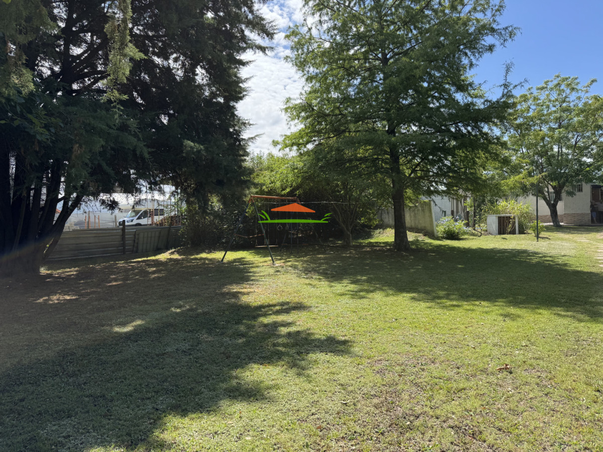 Casa ID.351/Casa-3-dormitorios-en-Nueva-Helvecia-con-piscina-y-gran-parque---Barrio-Artesano - Casa 3 dormitorios en Nueva Helvecia con piscina y gran parque - Barrio Artesano