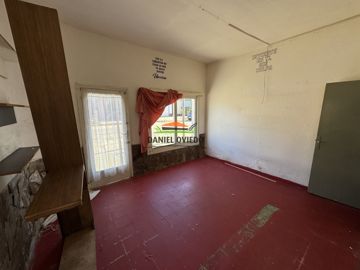 Casa ID.367/Casa-c - Casa céntrica en Nueva Helvecia, a 2 cuadras de la plaza
