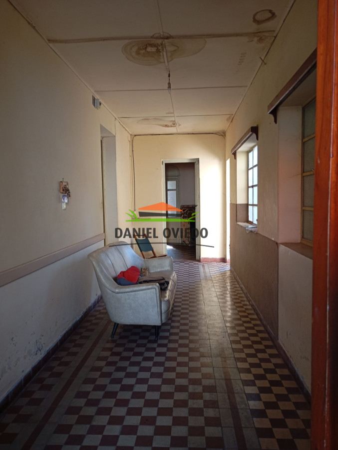 Casa ID.347/Buena-casa-en-venta-en-el-centro-de-Carmelo. - Buena casa en venta en el centro de Carmelo.