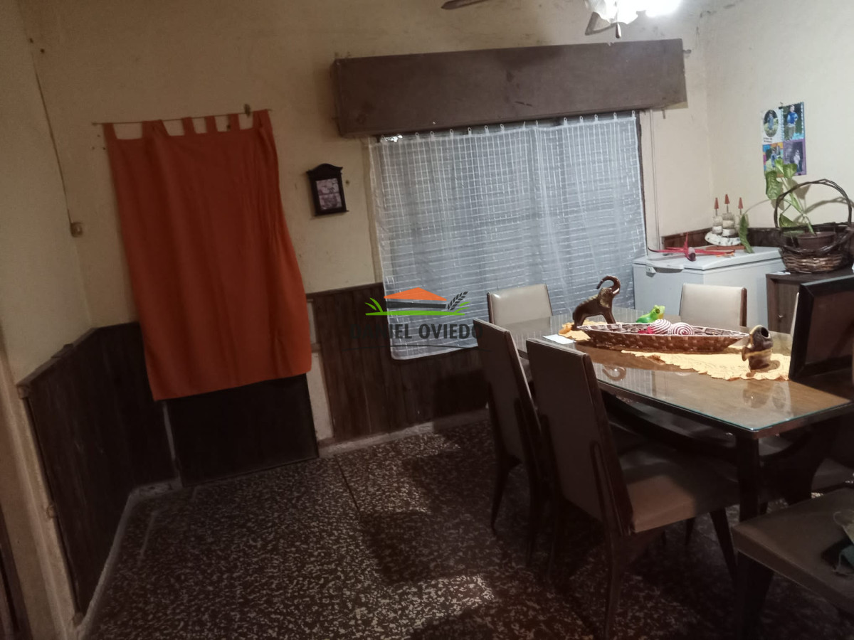 Casa ID.162 - Excelente casa en venta en calle Mortalena Carmelo. 